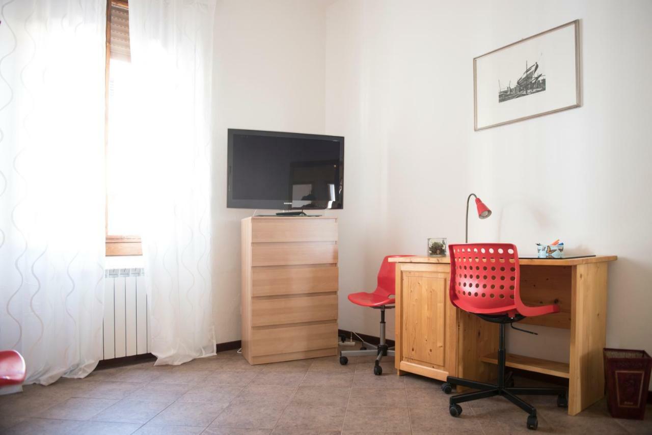 "Il Ponte" Apartment In فلورنس المظهر الخارجي الصورة